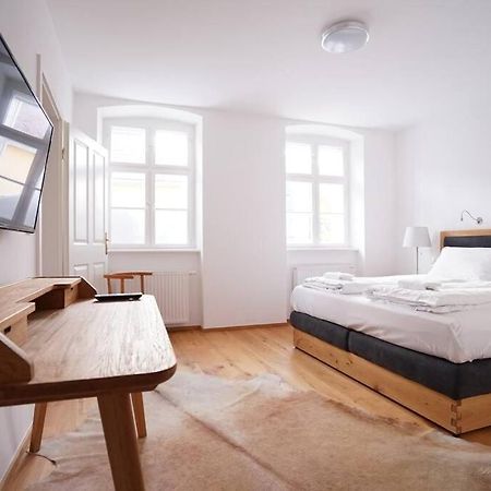 メードリングAuthentic Austrian Flat In The South Of Viennaアパートメント エクステリア 写真