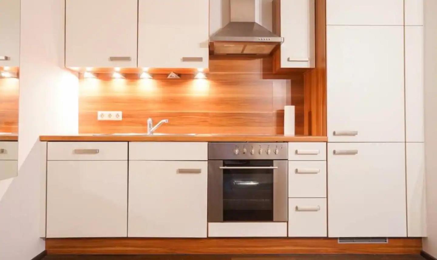 メードリングAuthentic Austrian Flat In The South Of Viennaアパートメント エクステリア 写真