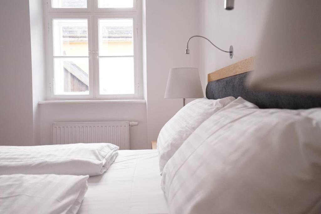 メードリングAuthentic Austrian Flat In The South Of Viennaアパートメント エクステリア 写真